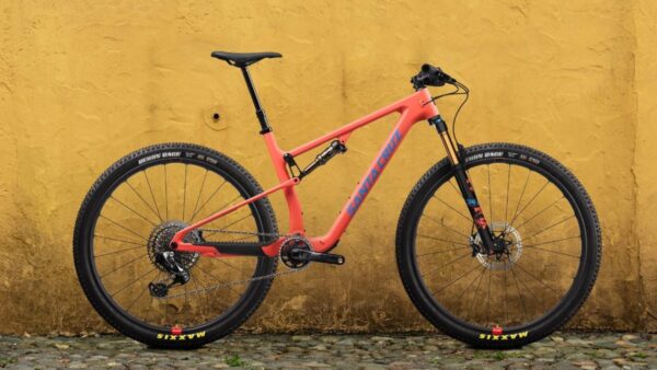 Santa Cruz release all-new Blur