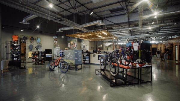 Cycles Direct / Specialized West Coast Relocates and Expands