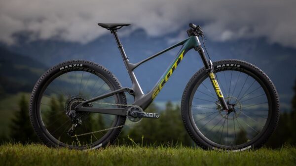 Scott launch a bold new Spark RC and Spark 900