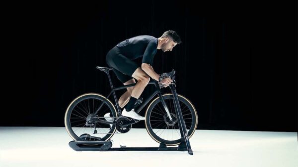 Wahoo rolls out new KICKR ROLLR smart trainer