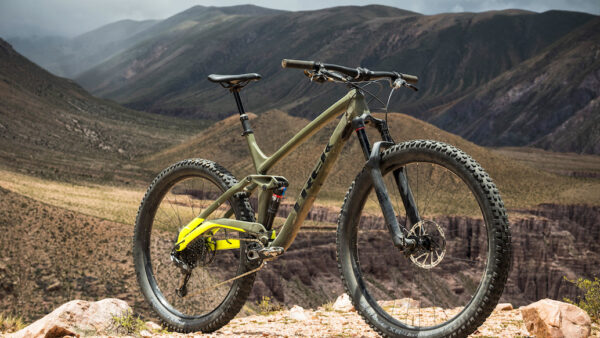 Trek unveils all-new full-suspension 29 Plus trail bike