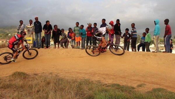 Hattrick of victories for Sauser at songo.info Champions Race