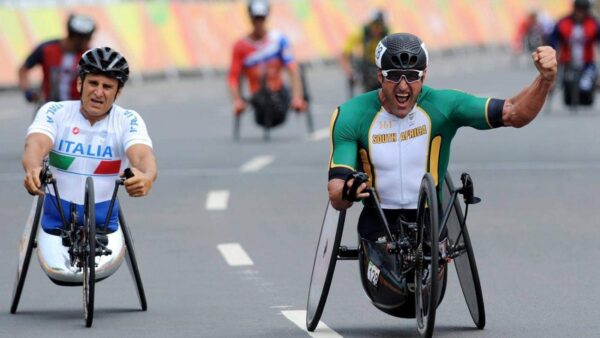 Van Dyk ends Para-cycling era with ultimate prize