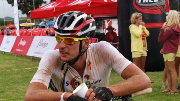 Olympic Gold Winner Rides Bridge Cape Pioneer Trek