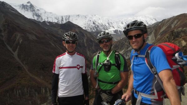 Surviving a snowstorm in Nepal on a bike