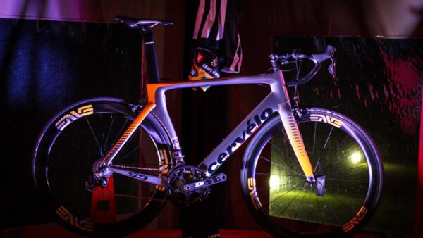 More 2016 gear from Cervelo, Stans, VEE Tire Co and others