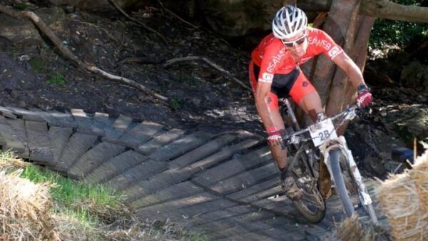 Groustra and Beukes claim Stage Two win at Contego Wines2Whales MTB Race