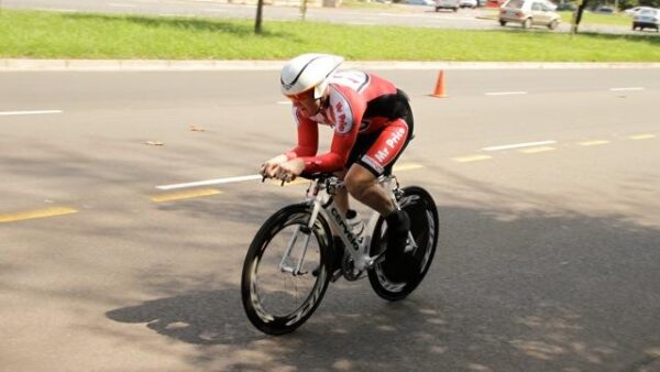 Pheiffer, Burger Dominate SA Masters TT in Durban