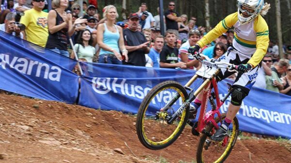 Hannah in fitness race against World Champs clock