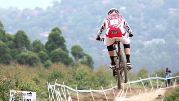 Greg Minnaar Sets The Track Alight On First Day Of MTB World Cup