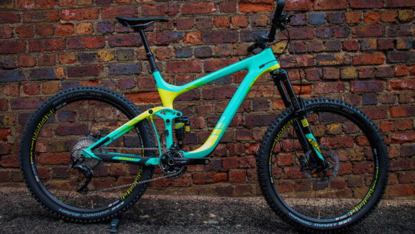 First Look: 2016 Giant Anthem X, Reign, TCR and Liv Lust