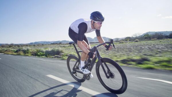 Canyon reacts to broken handlebar incident