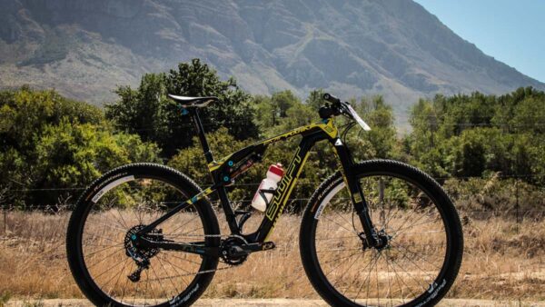 Bikes of the Epic: Adriaan Louw’s SwiftCarbon Evil Twin