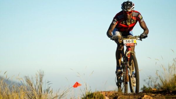 Niyonshuti and Janse van Rensburg target African Leader Jersey in Absa Cape Epic