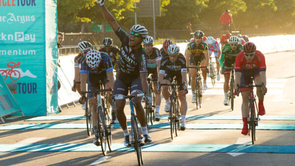 Nolan Hoffman defends Cape Town Cycle Tour title in Solidarity Ride