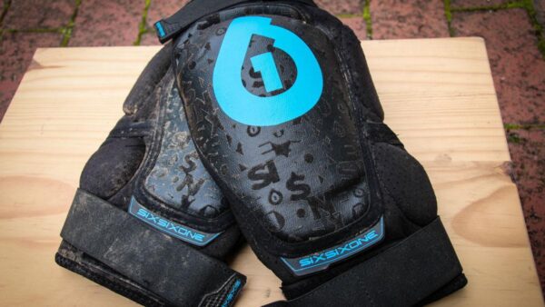 Review: 661 Rage knee pads