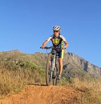 Booyens to mentor rising MTB star Strauss at Absa Cape Epic