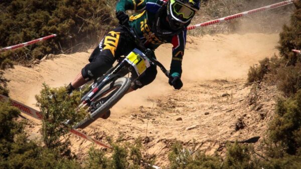 Neethling nails Continental Champs downhill title in close encounter