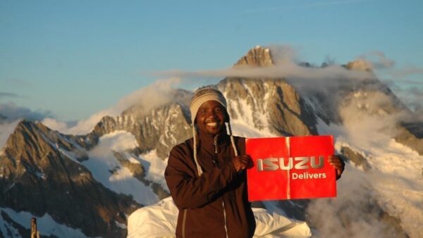 Iron Man champ teams up with mountaineer for FNB W2W MTB Adventure