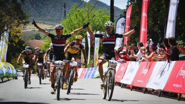 Looser, Stewart retain narrow lead on dramatic Cape Pioneer Trek Stage
