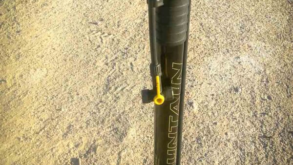 Review: Topeak JoeBlow Mountain floor pump