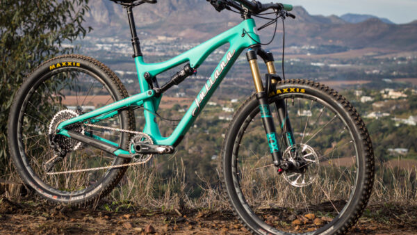 First Look: Juliana Furtado CC