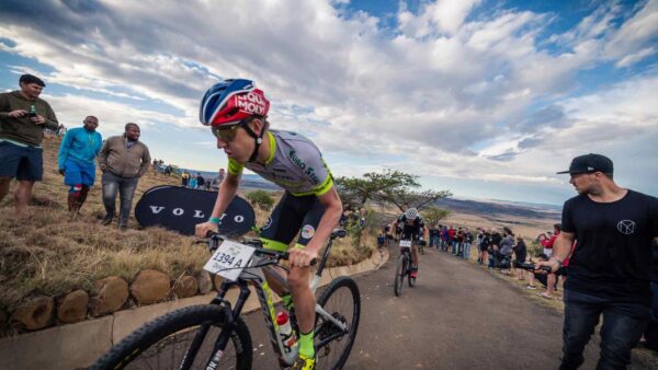 Matthys Beukes and Candice Lill Klap the Kop