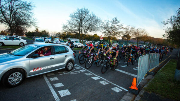Mountain bikers invade the Stellenbosch winelands