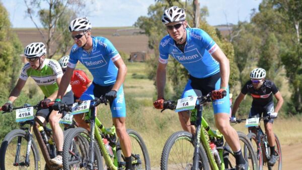 Rabie starts joBerg2c title defence safely