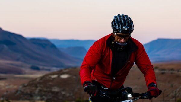 Harris overcomes obstacles to break Race Across SA record