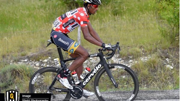 Daniel Teklehaimanot wins first ever World Tour jersey