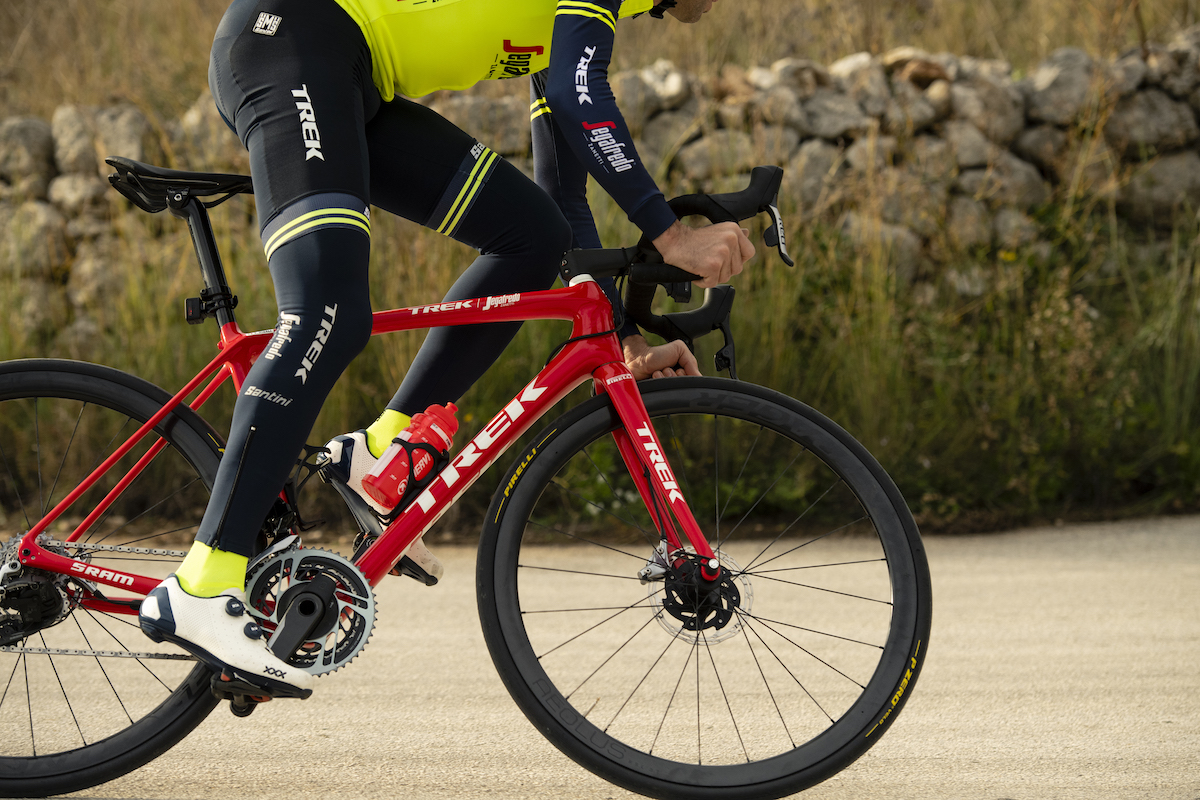 Bontrager unveils new aerodynamic Aeolus wheels and bar/stem