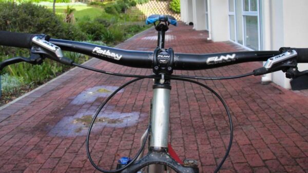 Review: FUNN Fatboy 35 handlebar and Stryge stem