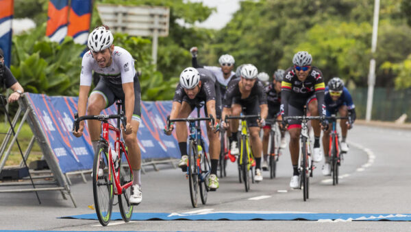Basson and Le Court take their chances to snatch Tour Durban titles