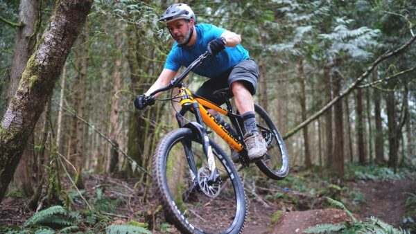 Transition introduce new hard hitting carbon hardtails: The Throttle and Vanquish