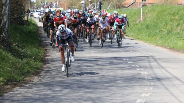 Ashleigh Moolman-Pasio finishes 10th at Ronde van Vlaanderen