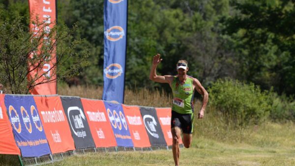Stoltz and Steyn show their class claiming DualX opener victories