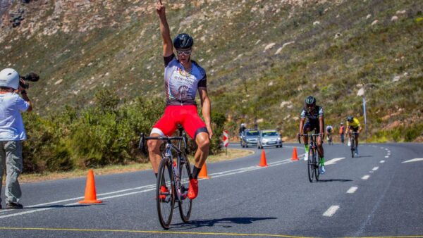 De Bod holds onto yellow at Tour of Good Hope