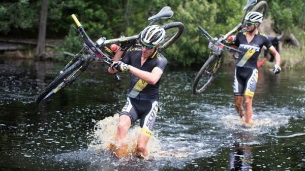 Lead changes as Cape Pioneer Trek hits the Outeniquas