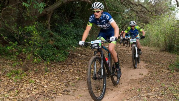 Hill & Haw storm to Scottburgh glory
