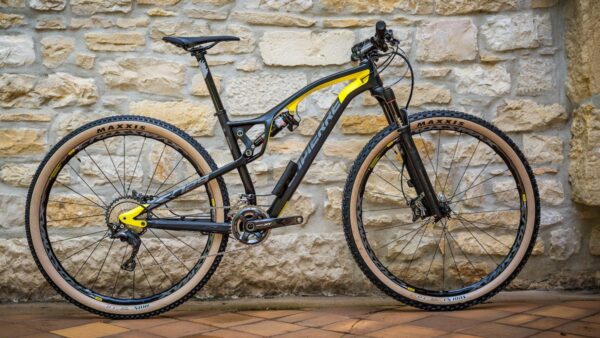 Lapierre launch new mountain and road bikes for 2017