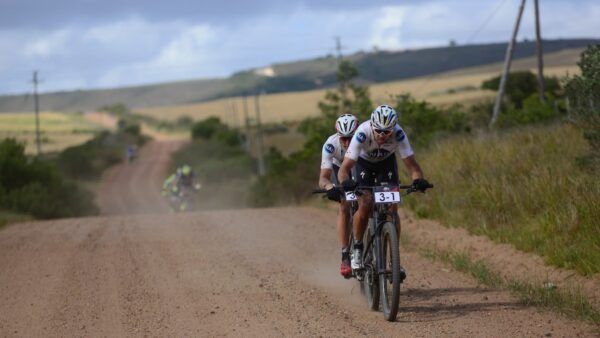 Bell, Combrinck rip Cape Pioneer Trek field apart to take lead