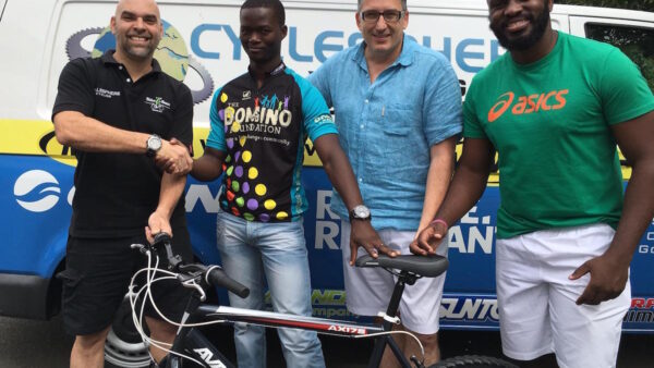 Numbers swell for aQuellé Tour Durban Fun Ride