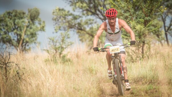 Weiss, Griffioen successfully defend XTERRA Buffelspoort titles