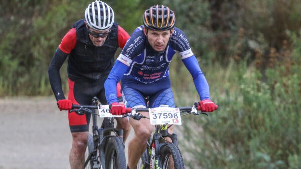 Stark and Giliomee Beat the Elements at Karoo to the Coast