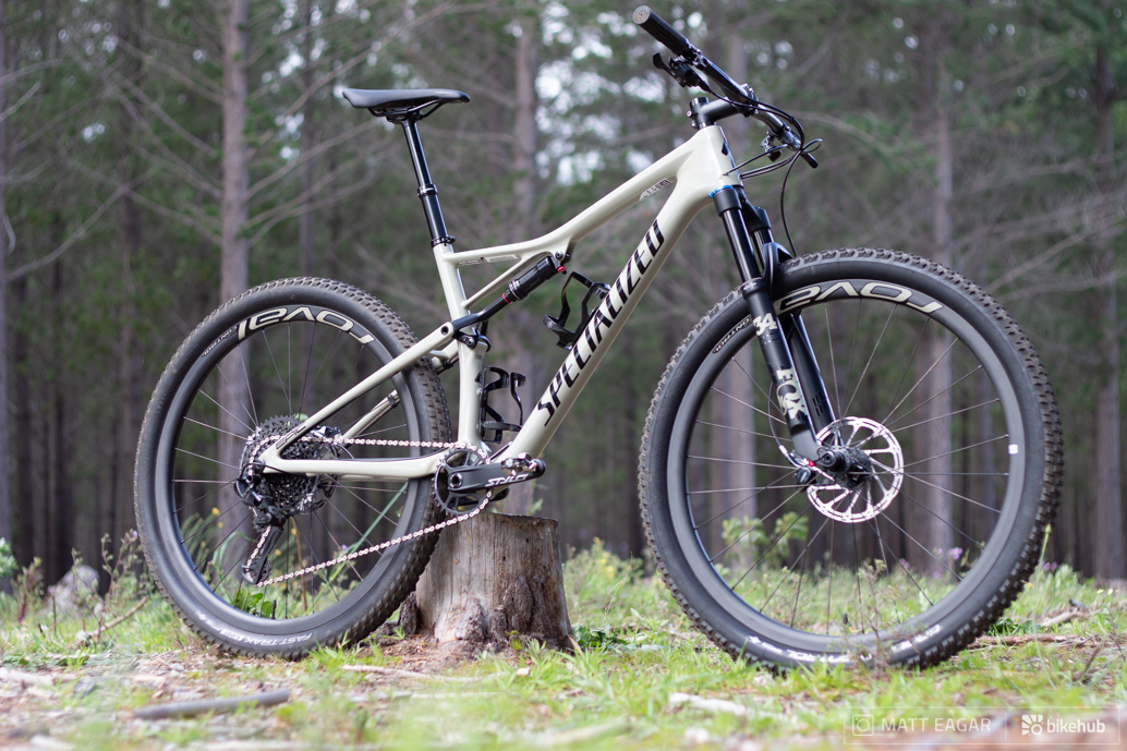 Review: Specialized Epic Expert EVO | Bike Hub