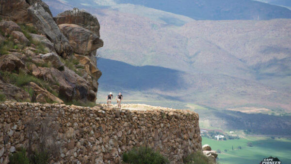 Resurgent Suss & Williamson reclaim Cape Pioneer Trek lead