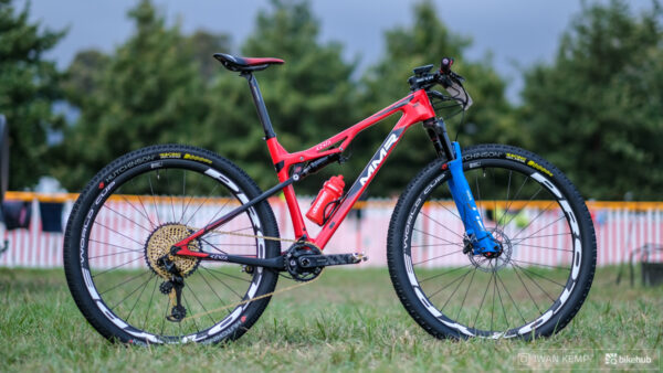 Epic Bike Check: Natalia Fischer Egusquiza’s MMR Kenta 29