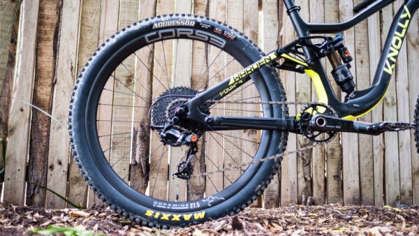 Review: Corse Dopamine Wheelset