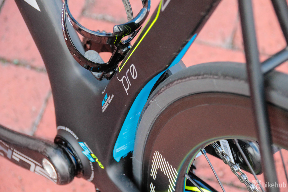 BH G6 PRO 2016年　電動アルテグラ11速　ゾンダ Review: BH G6 Pro Ultegra Di2 | Bike Hub
